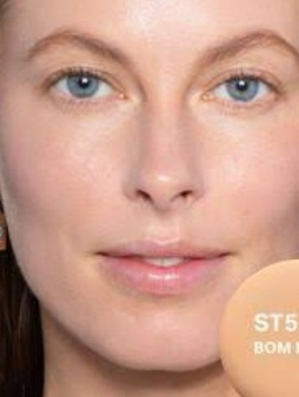 ILIA Super Serum Skin Tint SPF 40- ST5 Bom Bom - Picture 2 of 3